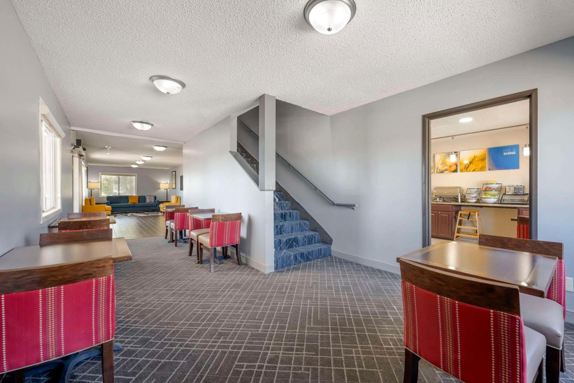 Comfort Inn Хейстингс Екстериор снимка